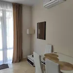 شقة Garden Of Eden Ground Floor With Pool And Sea View