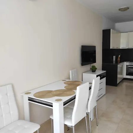 Daire Garden Of Eden Ground Floor With Pool And Sea View *
