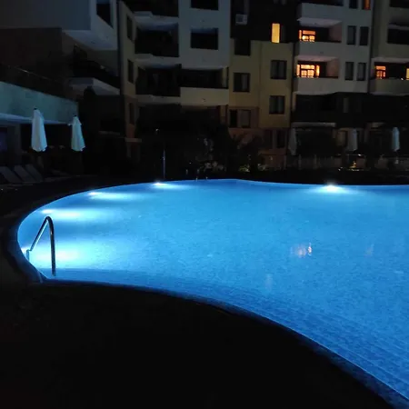 Garden Of Eden Ground Floor With Pool And Sea View Daire *