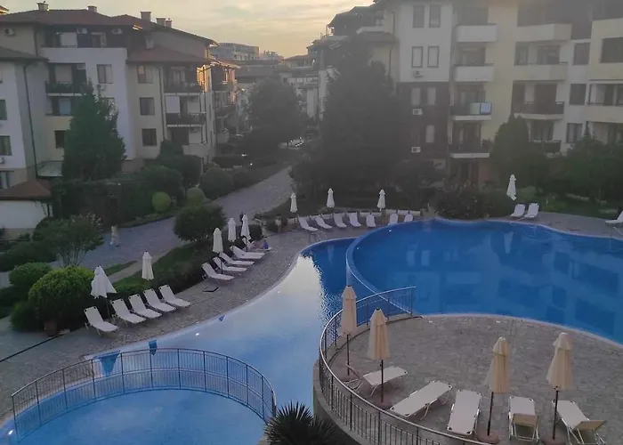 Lägenhet Garden Of Eden Ground Floor With Pool And Sea View Sveti Vlas