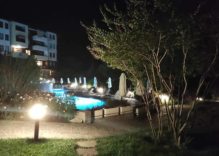 Garden Of Eden Ground Floor With Pool And Sea View * Sveti Vlas