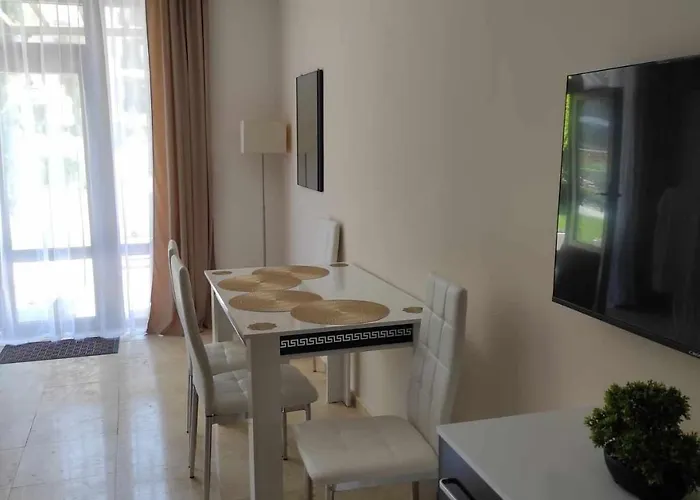 Garden Of Eden Ground Floor With Pool And Sea View *